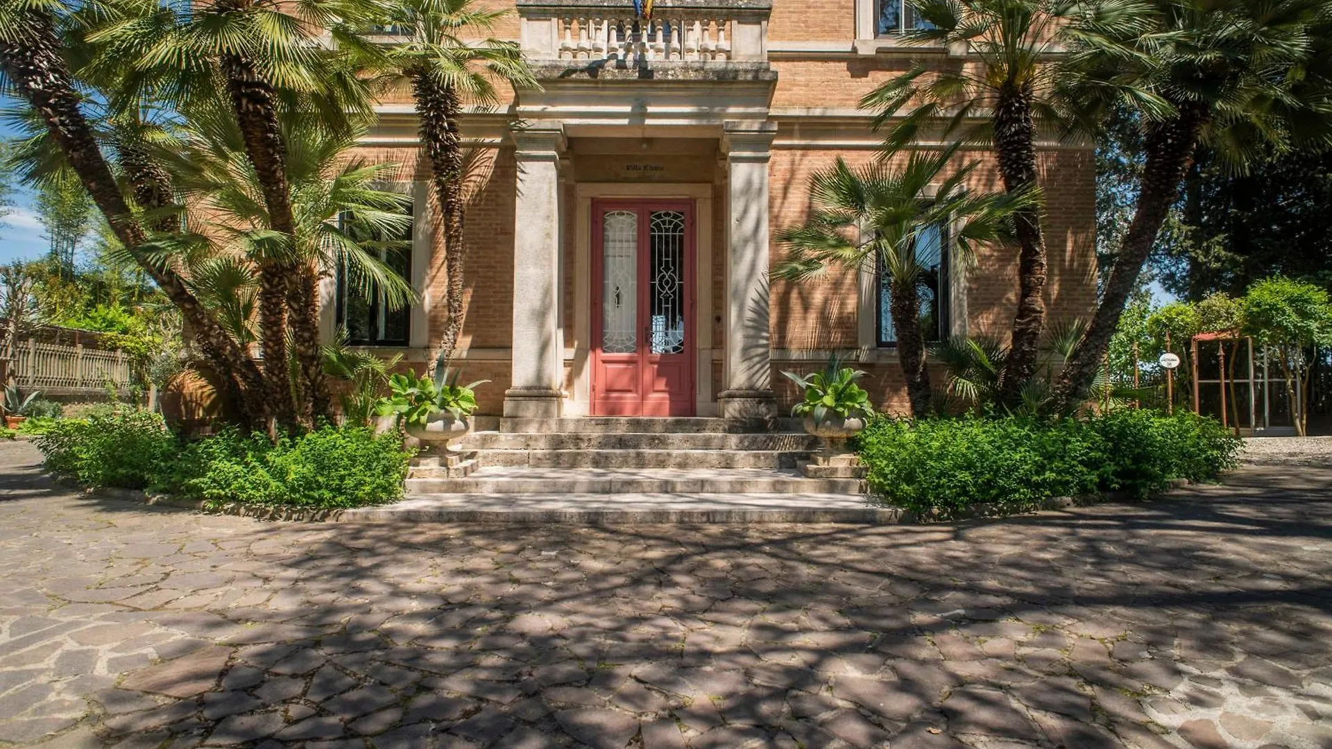 Villa Elvira 1931 Siena 0*,  Italy
