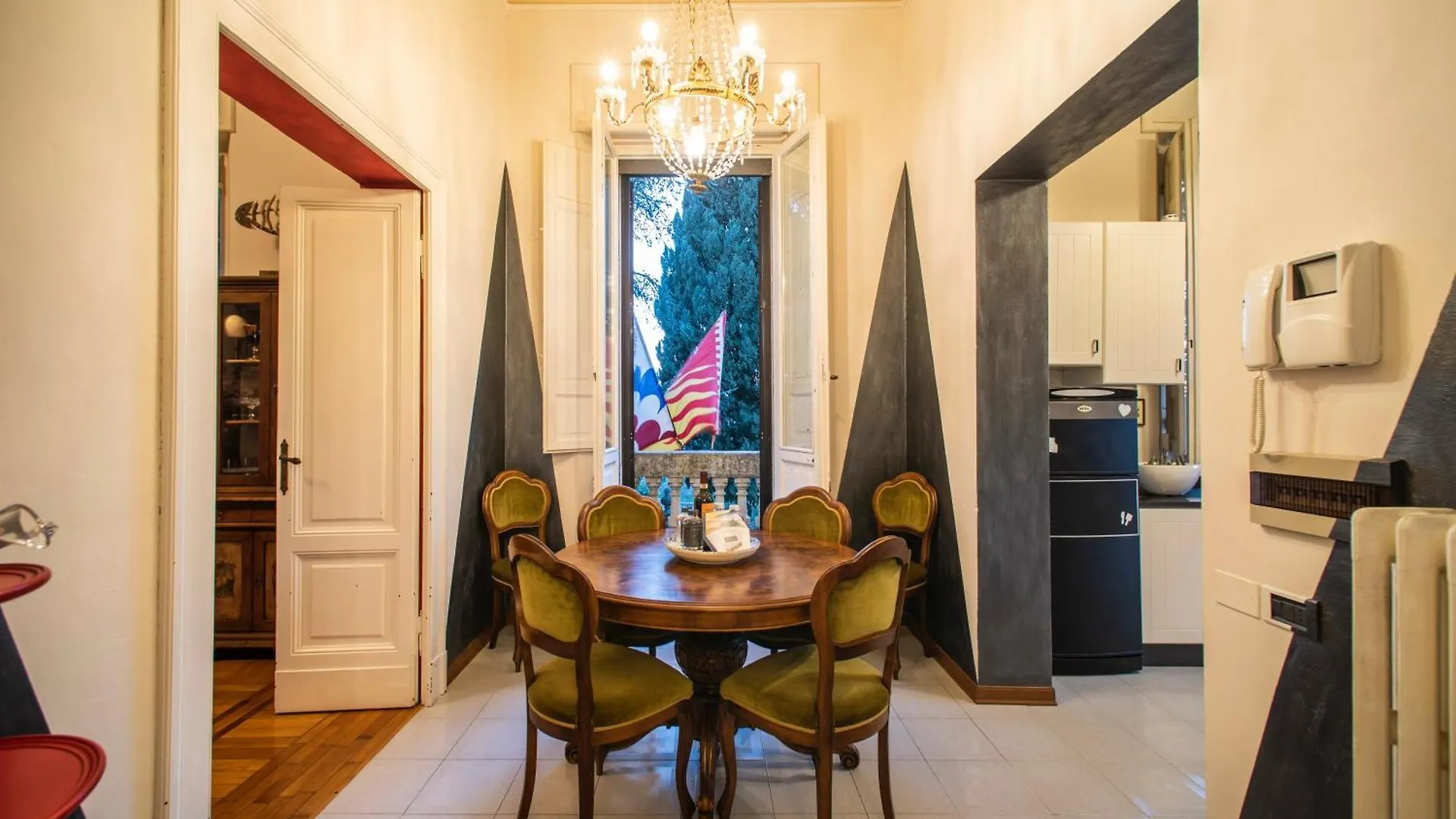 Villa Elvira 1931 Siena Apartment