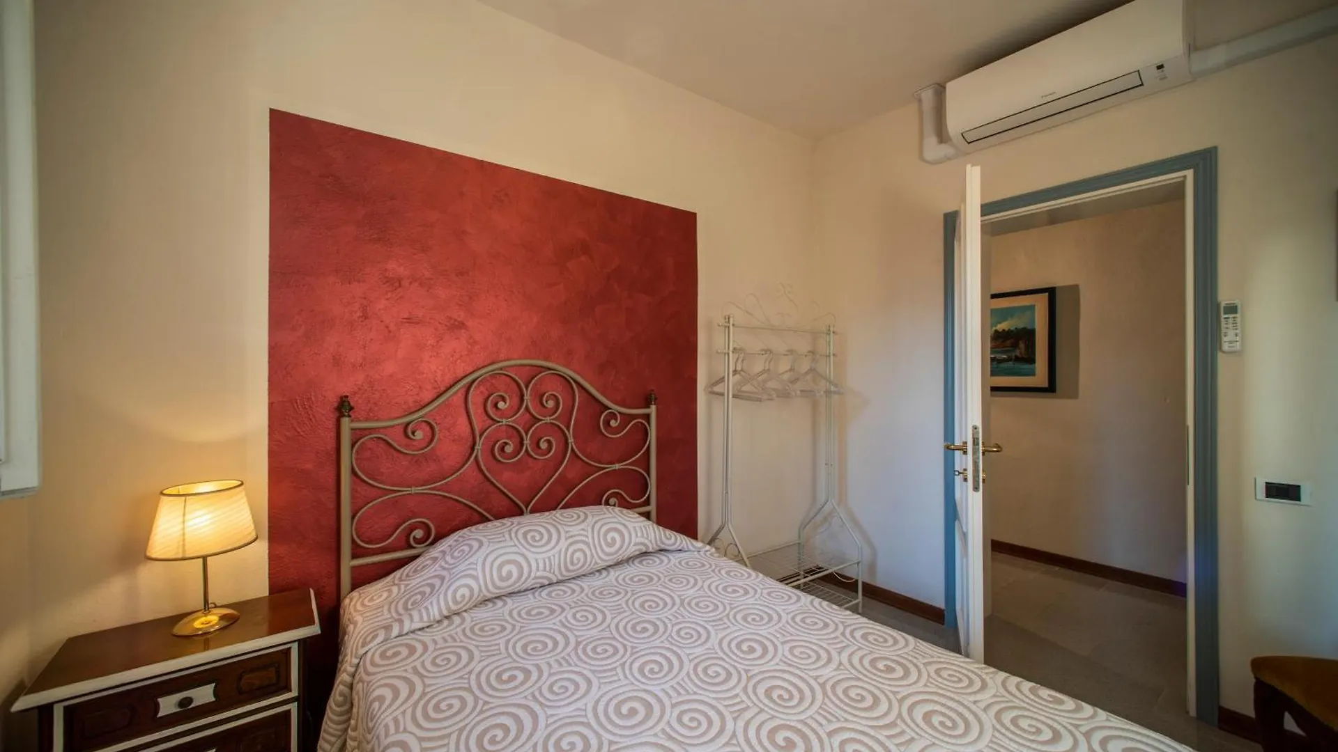 Villa Elvira 1931 Siena Apartment